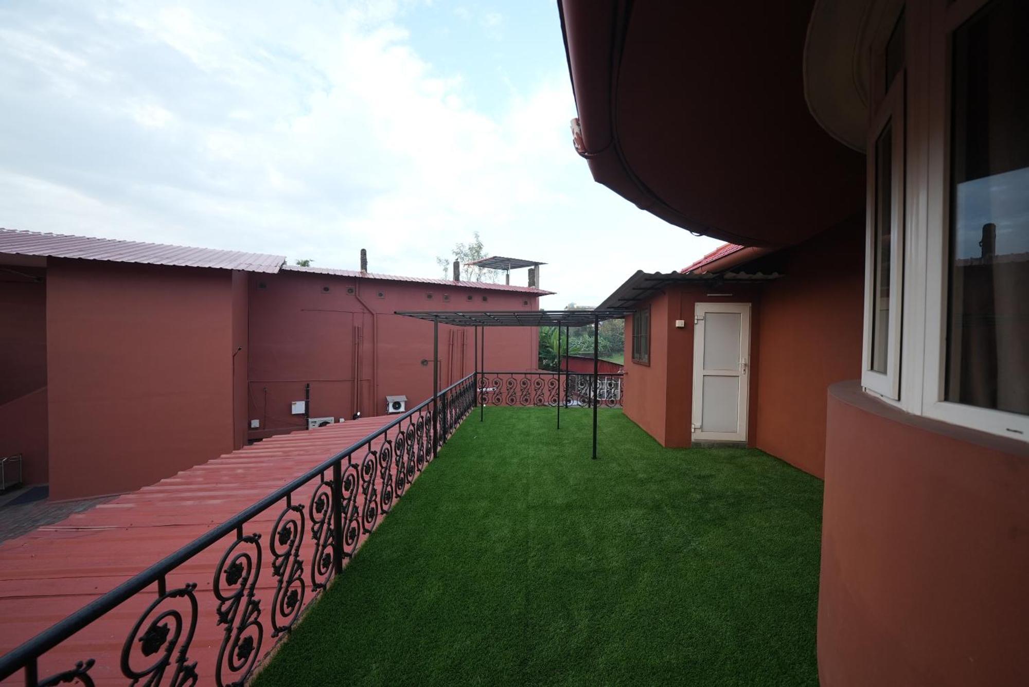 Triple Room Balcony